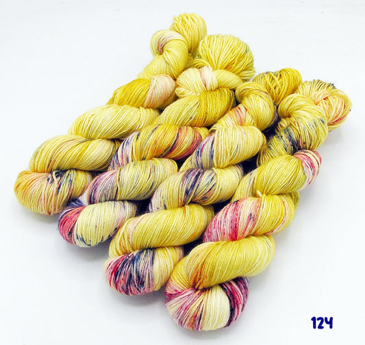 MERINO - BAMBUS Sockenwolle  100g Nr. 124